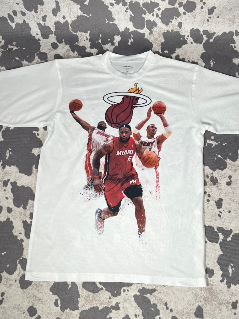 LEBRON, MIAMI HEAT TEE